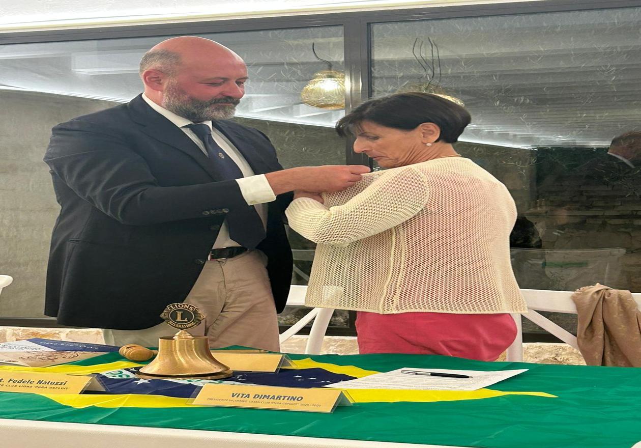 Direttivo Lions Club Pura Defluit 2025 Vita Dimartino presidente team dirigenziale