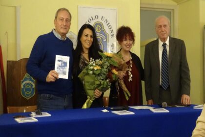 Giuseppe Milella poeta Gioia del Colle presenta Sfumature nell'anima al Circolo Unione