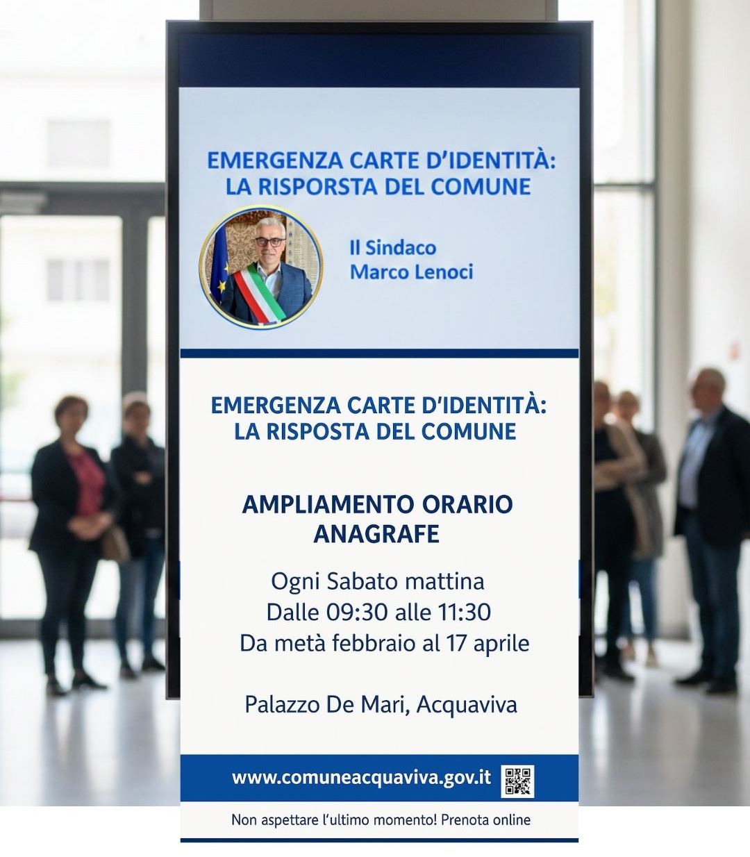 7 Sabati di Apertura: l'Anagrafe ad Acquaviva Potenzia i Servizi 1 Il Sindaco Marco Lenoci annuncia l'apertura straordinaria dell'anagrafe ad Acquaviva davanti a Palazzo de Mari.