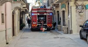 Intervento dei Vigili del Fuoco e Polizia Locale per l'incendio caldaia in via Sarra ad Acquaviva delle Fonti.
