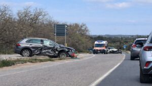 Incidente sulla strada provinciale Acquaviva - Santeramo: 2 auto distrutte vicino al Miulli