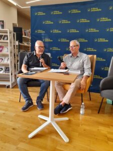 Presentazione del libro di Giuseppe Milella al Libro Possibile a Polignano a Mare con il critico Mimmo Morgese.