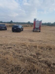 Incendio in Contrada San Benedetto: paura ad Acquaviva delle Fonti 9 Incendio in contrada San Benedetto intervento dei vigili del fuoco per spegnere le fiamme in un campo ad Acquaviva delle Fonti.